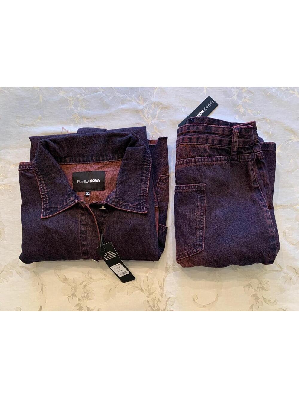 Size 18 Jeans and Size 2X Matching Top Outfit Pair
